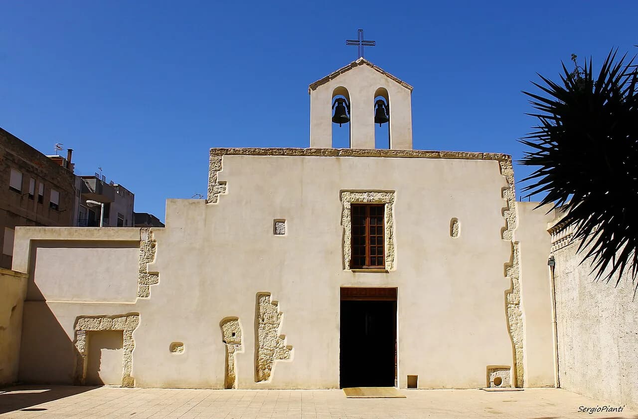 Aperitivo in Cagliari: Where to Drink and What to Order