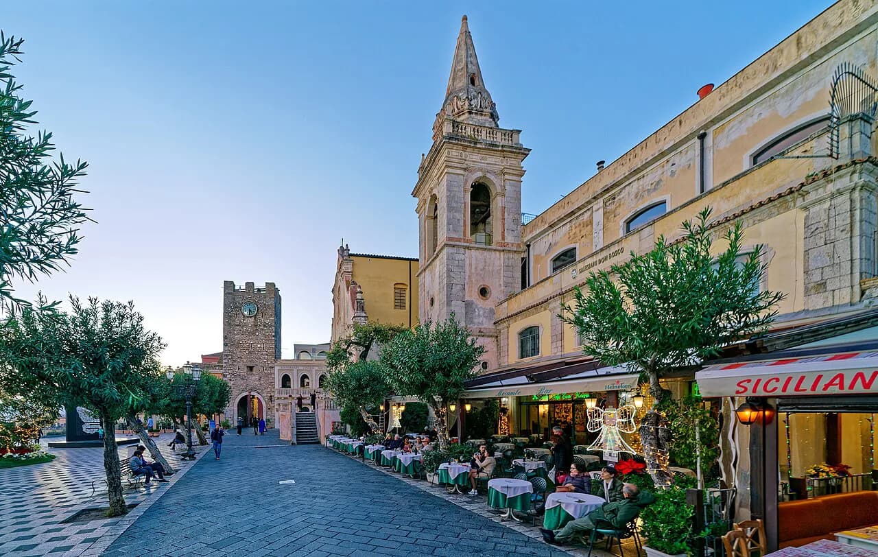 Aperitivo in Taormina: Where to Drink and What to Order
