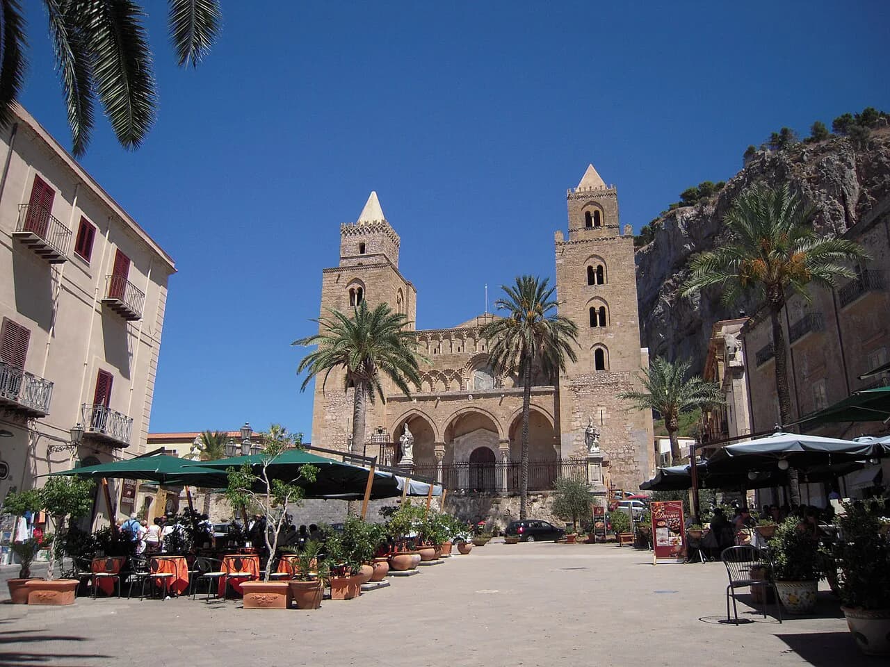 Best Gelato in Cefalù: Where to Eat It and What to Order