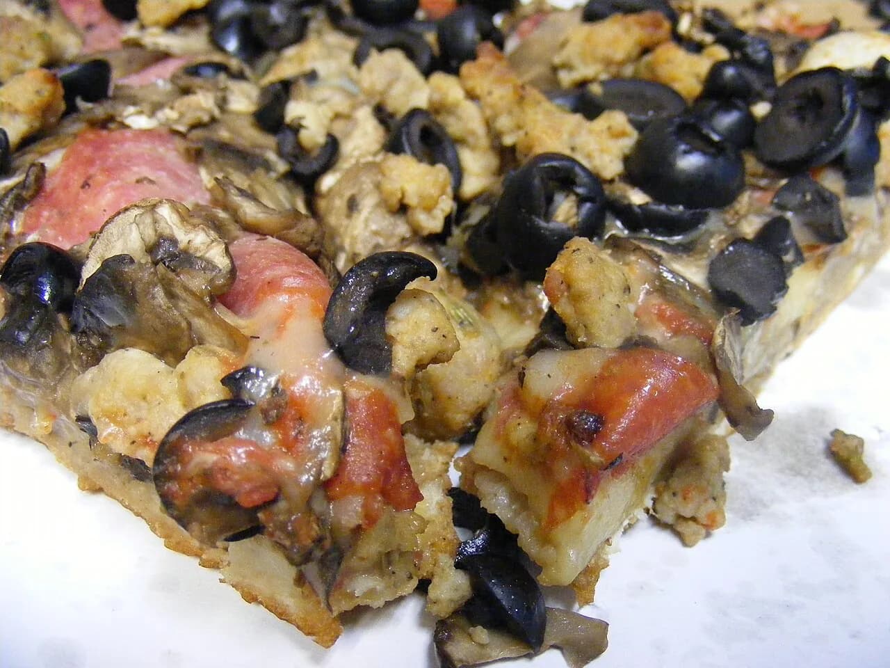 Best Pizza in Como: Where to Eat It and What to Order