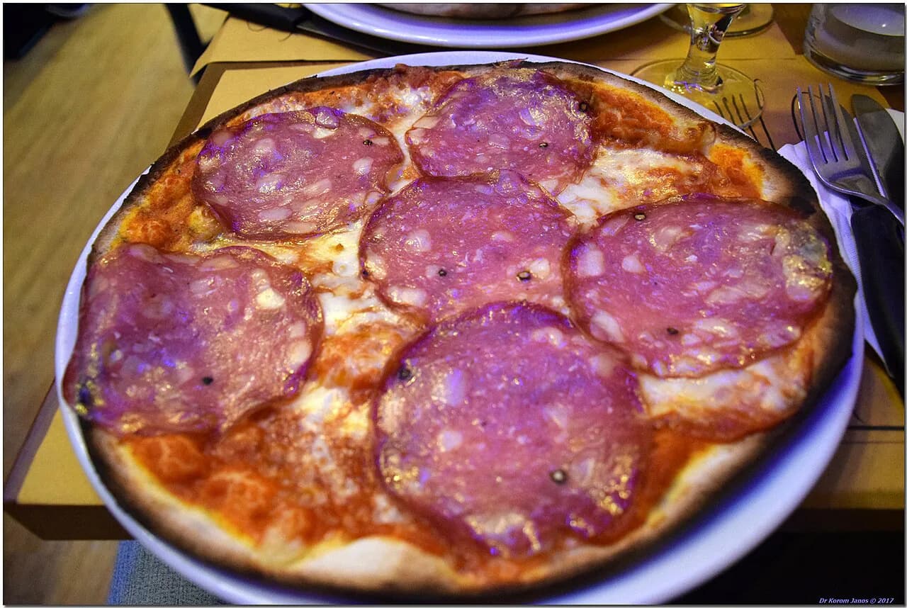 Best Pizza in Lucca: Where to Eat It and What to Order