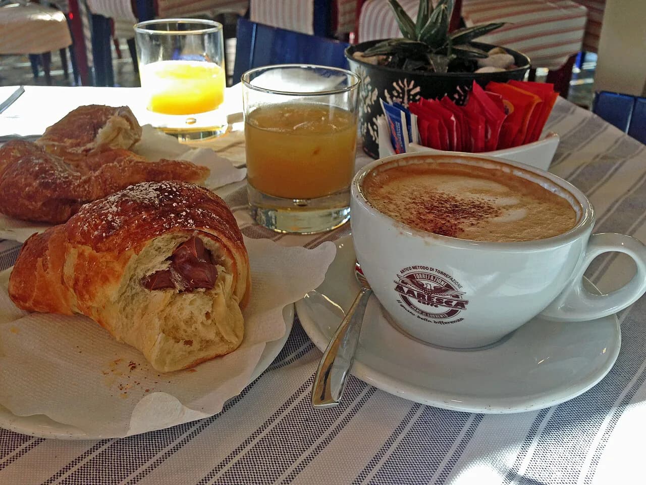 Best Pizza in Sorrento: Where to Eat, What to Order