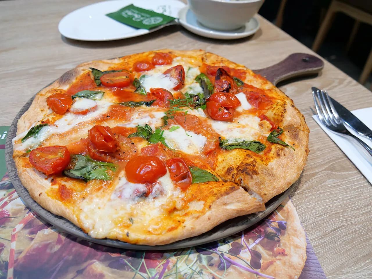 Best Pizza in Taormina: Pizzerias Worth Your Evening