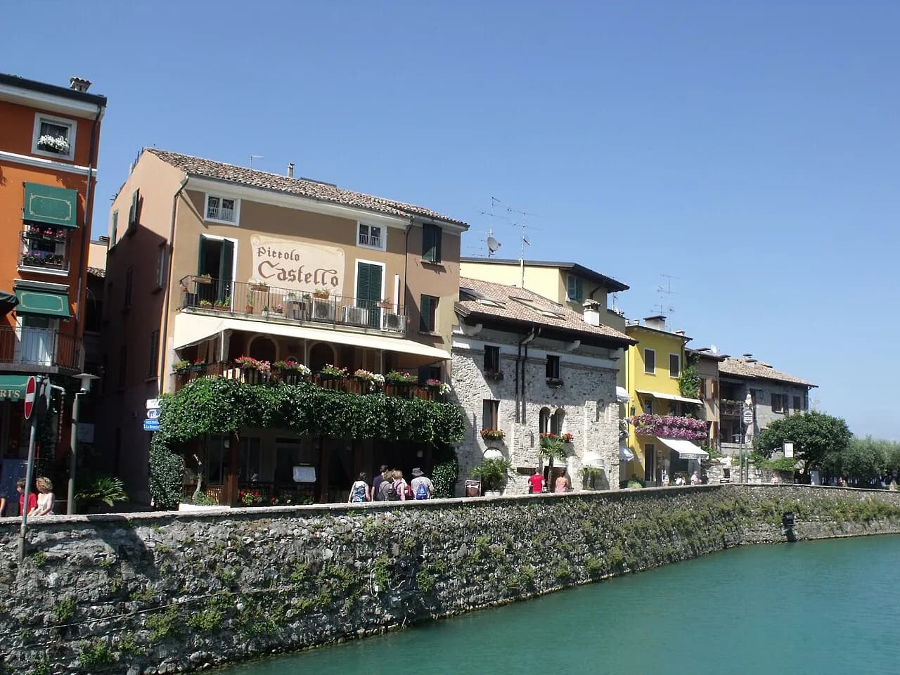 Breakfast in Sirmione: Where to Go for Coffee or Brunch