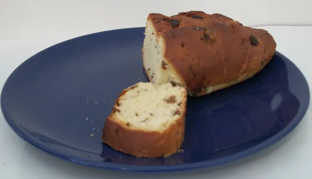 Buccellato di Lucca: What It Is and Where to Buy It