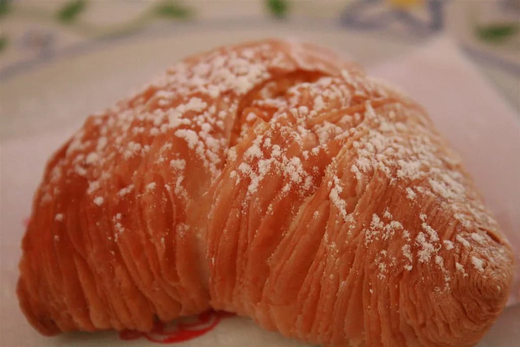 Cheap Eats in Positano: Honest Picks for Low-Cost Meals