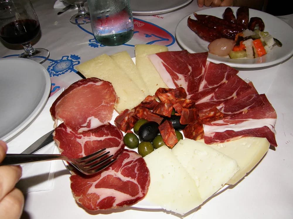 Italian Meal Courses: Antipasti, Primo, Secondo and Dolce
