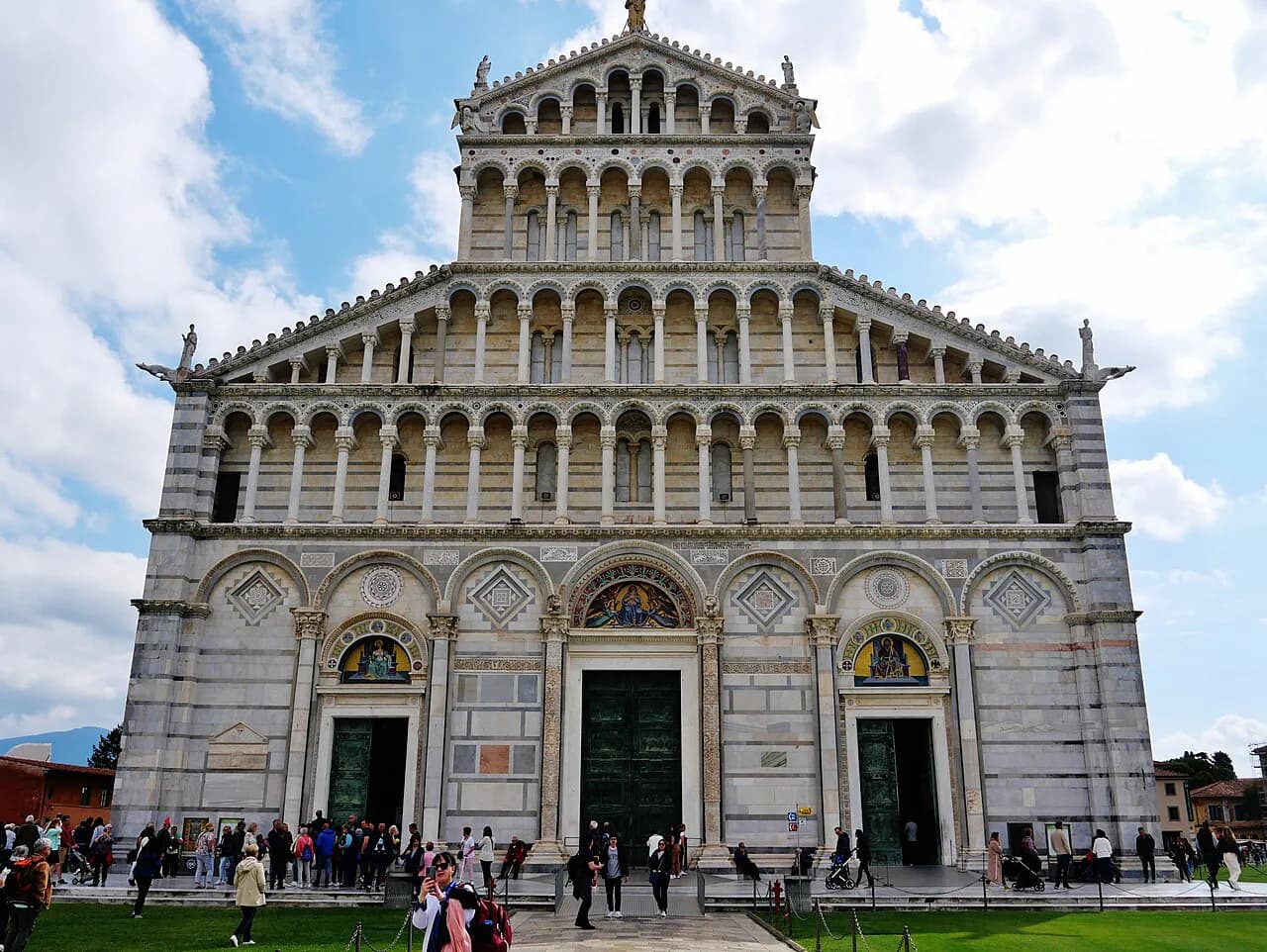Lunch in Pisa: Where to Eat From Cecina to Trattorias