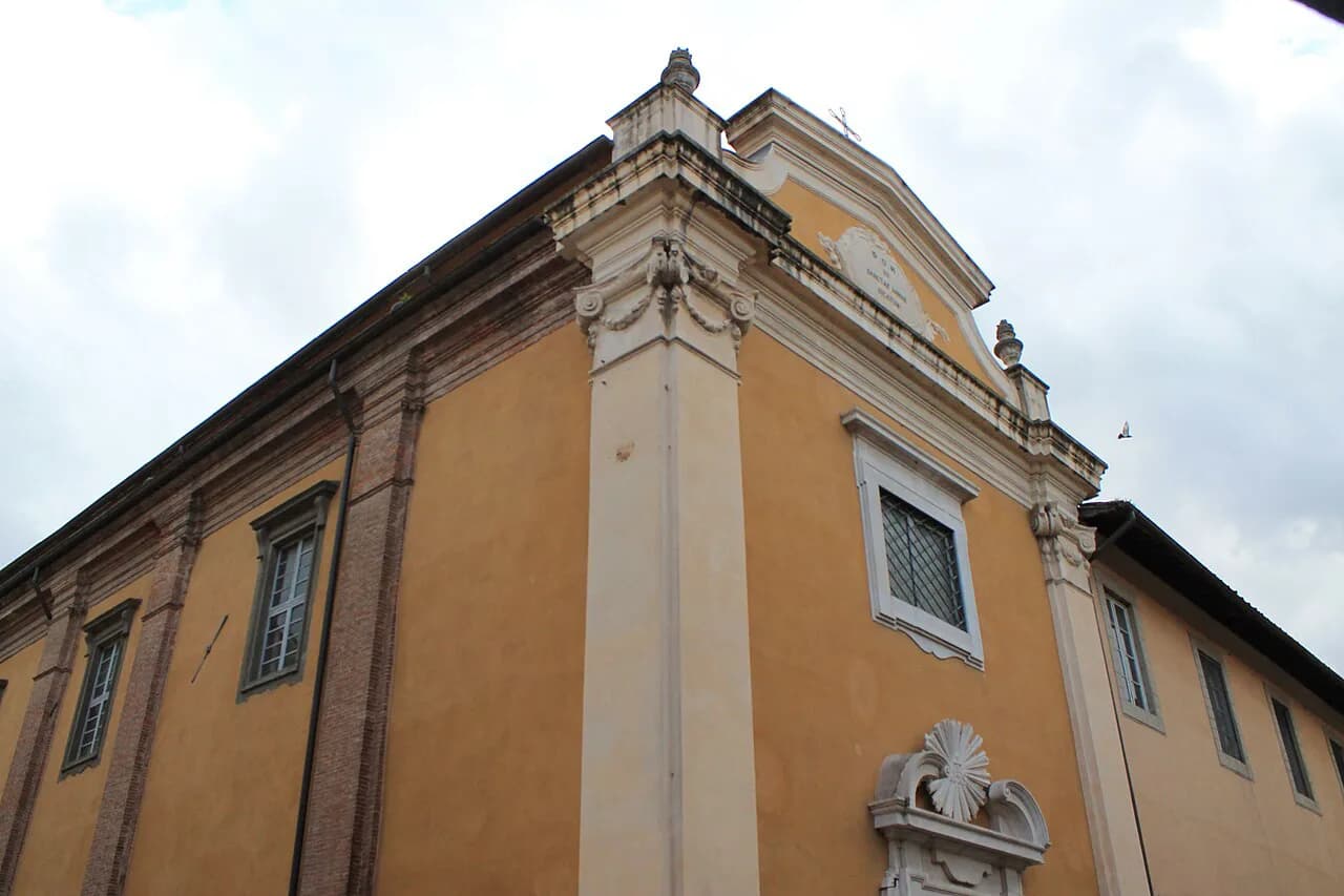 Mercato Centrale di Pisa: A Guide to the Market
