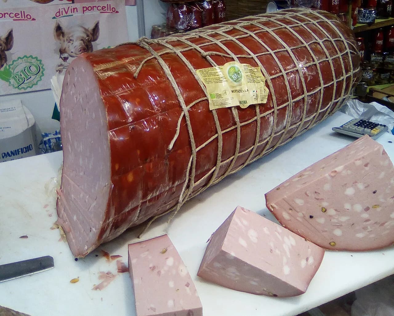 Mortadella Bologna: What It Is, IGP Rules and How to Eat It