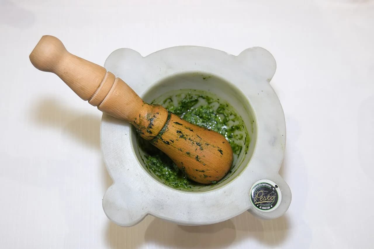 Pesto in Genoa: What to Order and Where to Eat It