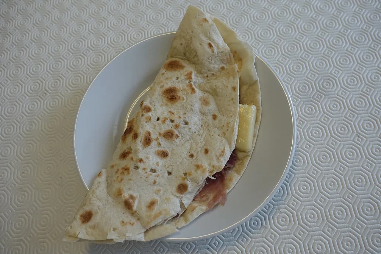 Piadina in Rimini: What It Is and Where to Eat It