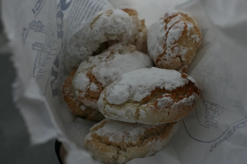 Ricciarelli and Panforte: Siena's Two Almond Sweets