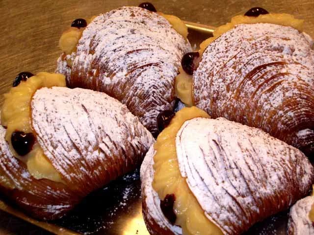 Neapolitan Desserts: Sfogliatella, Pastiera and More