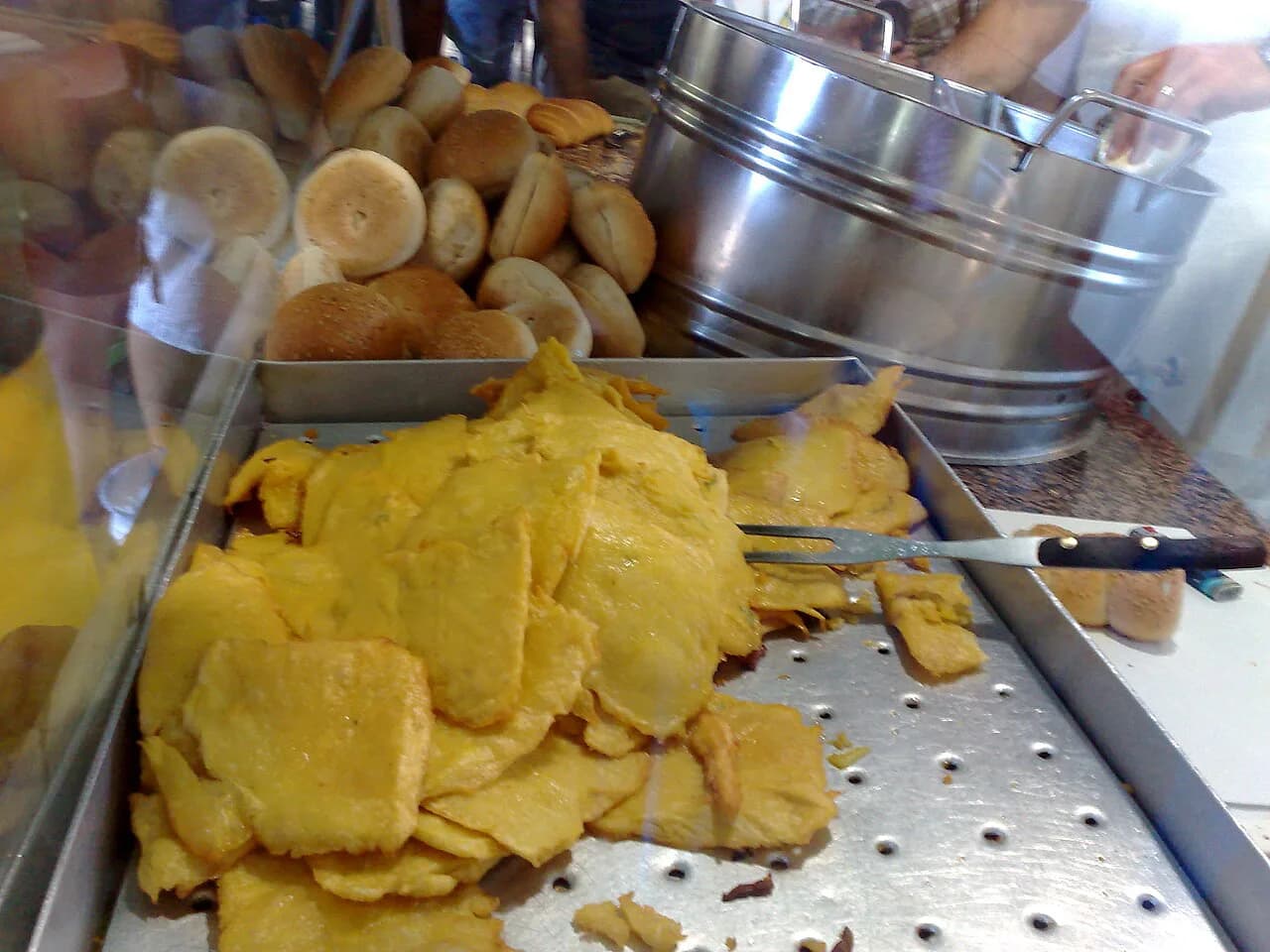 Street Food in Ragusa: Scacce, Impanate and What to Order