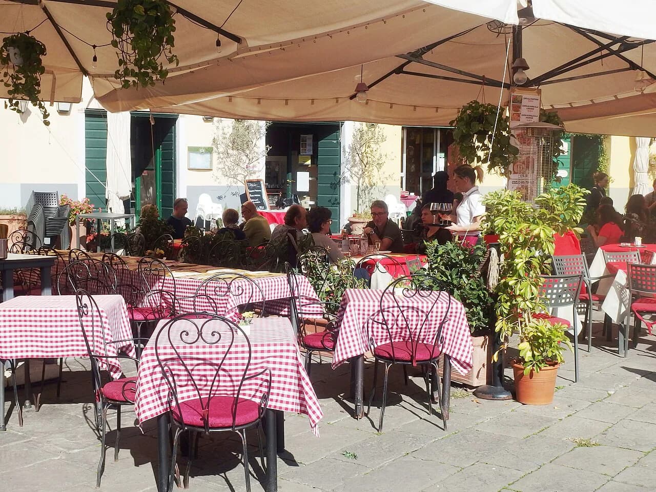 Lunch in Lucca: Where to Eat at Midday