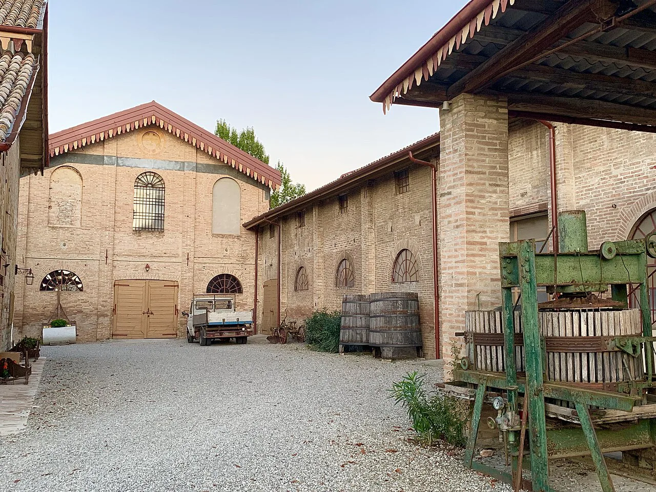 Agriturismo courtyard in Viano.