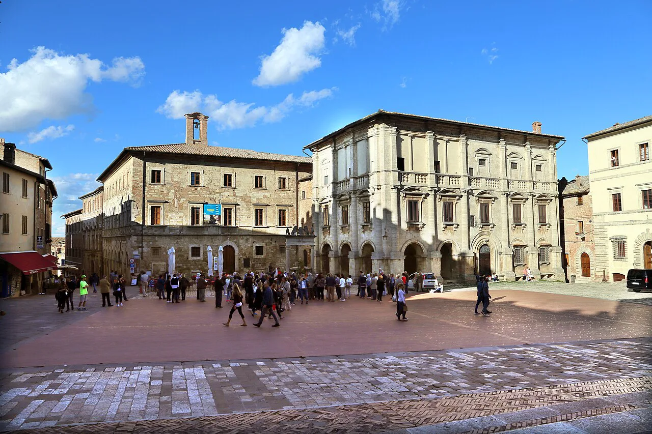 Piazza Grande in Montepulciano.