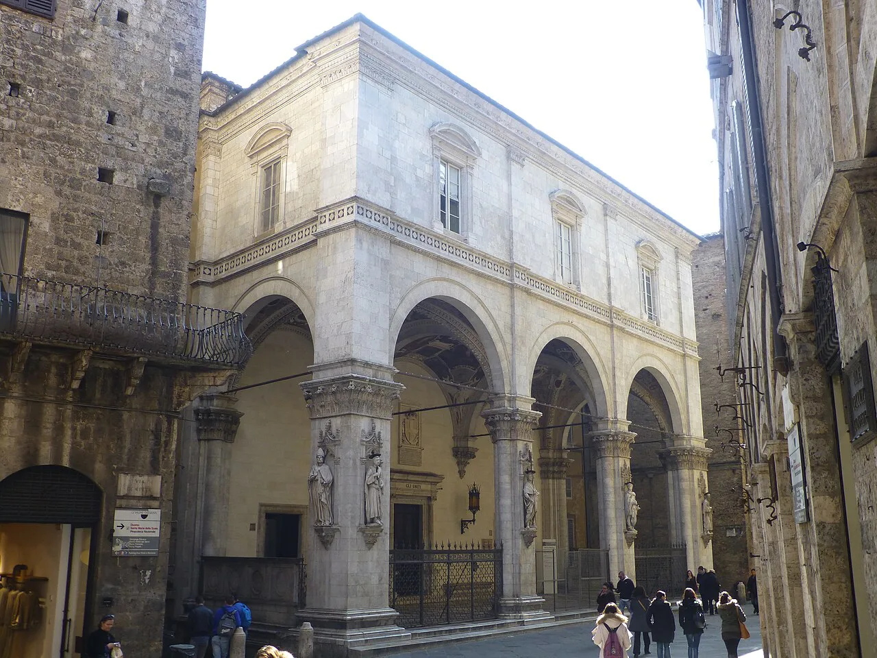 Loggia della Mercanzia in Siena.