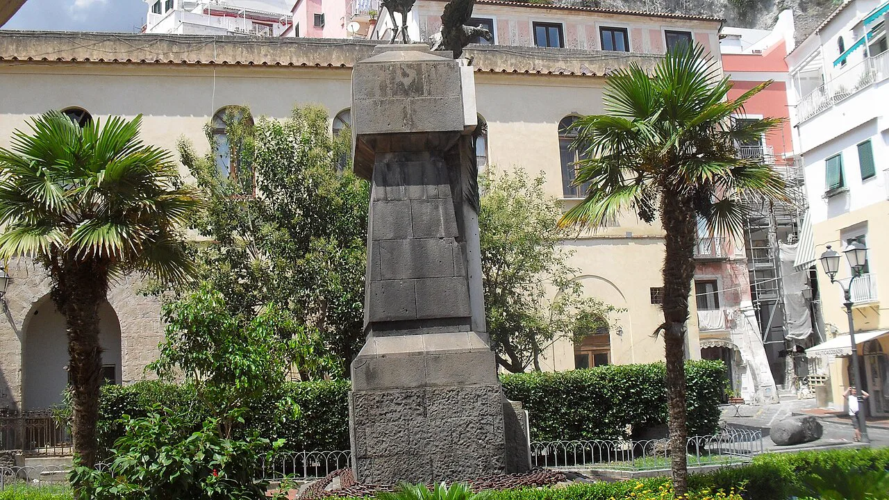 Town hall square in Amalfi.
