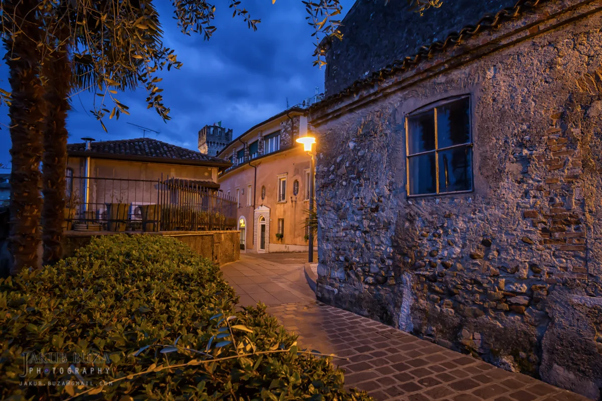Lane in Sirmione old town.