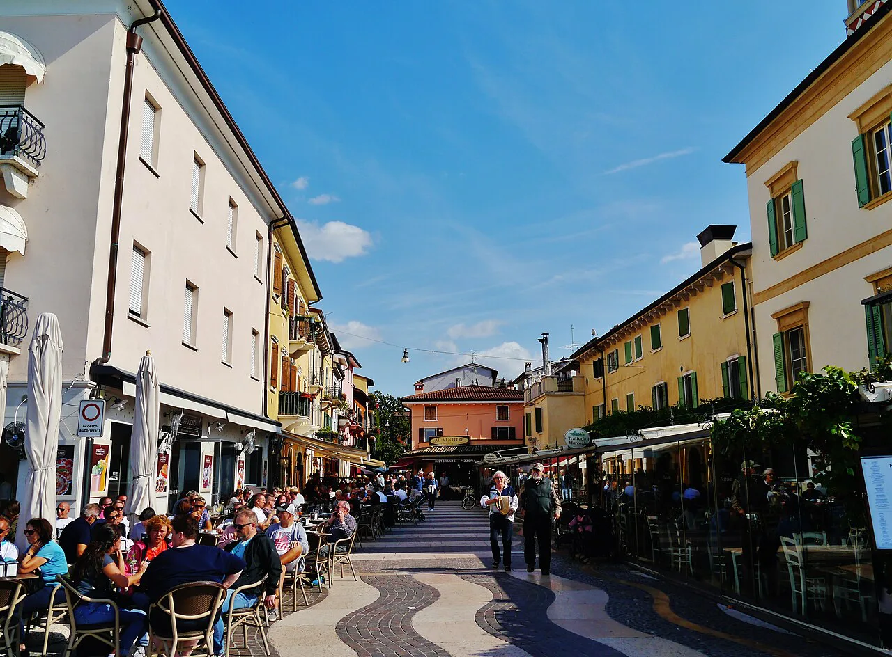 Café tables along the lakefront at Lazise.