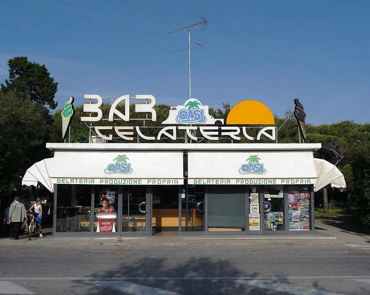 A seafront gelateria in Livorno.