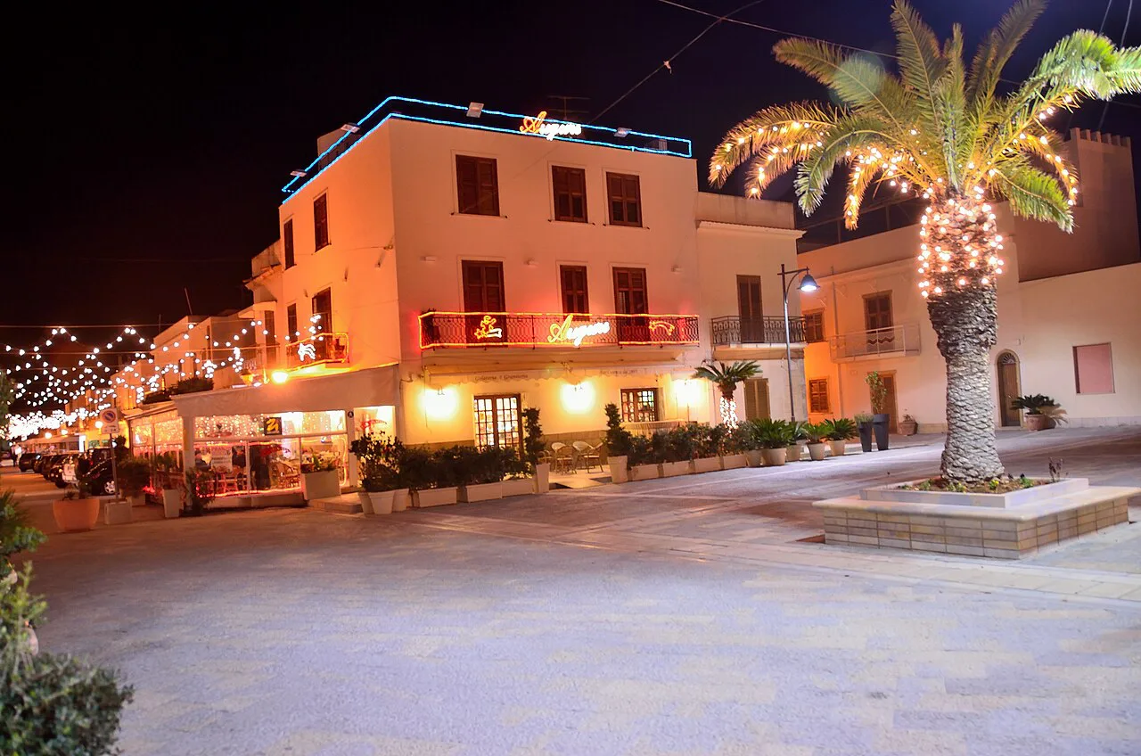 Evening street scene in Trapani.