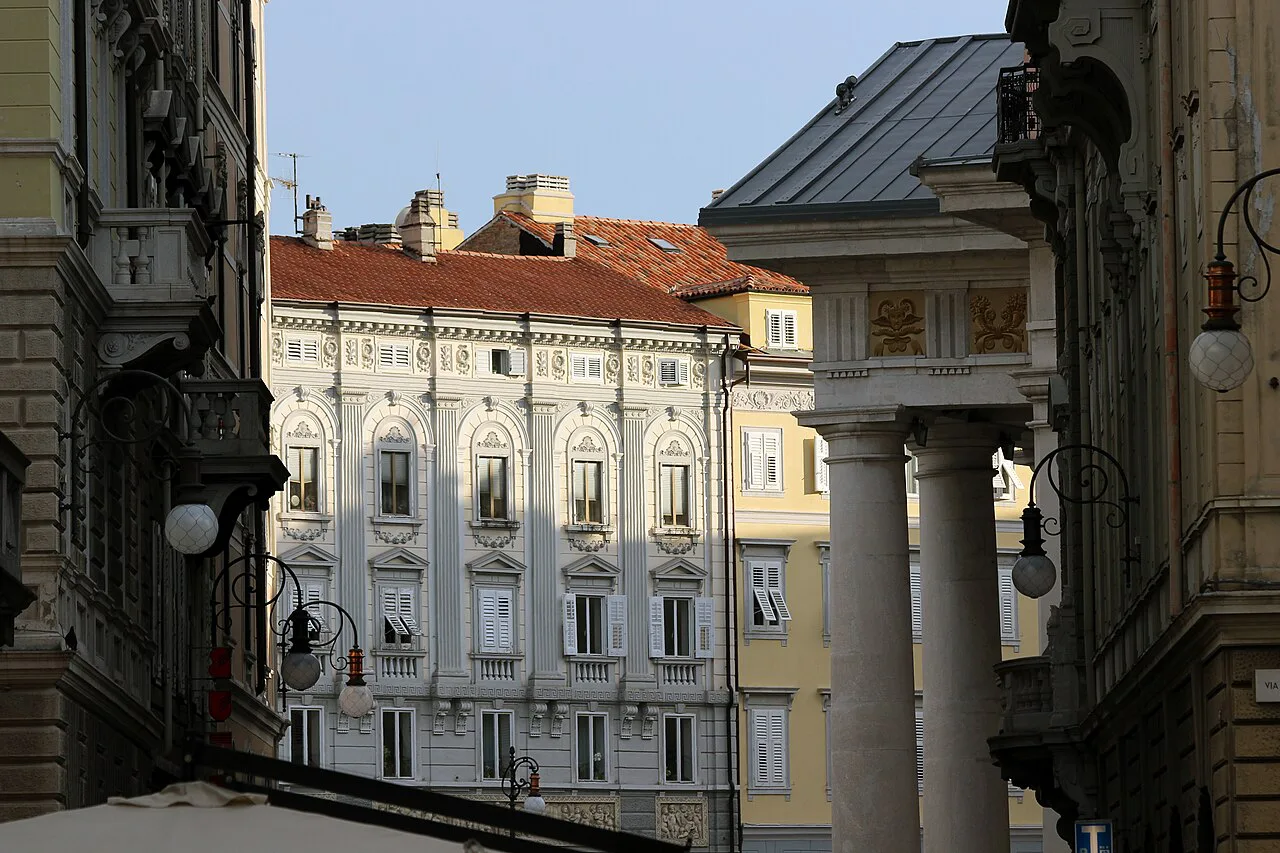 Piazza Borsa in Trieste.