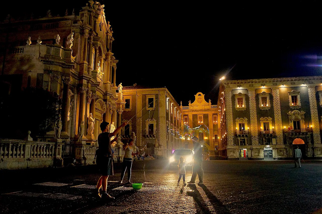 Piazza Duomo in Catania at night.