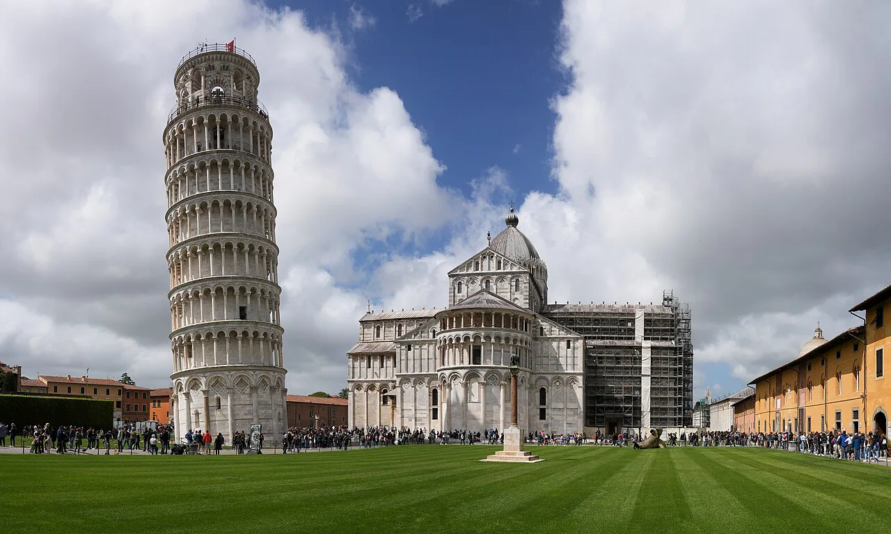 Leaning Tower and Piazza dei Miracoli in Pisa.