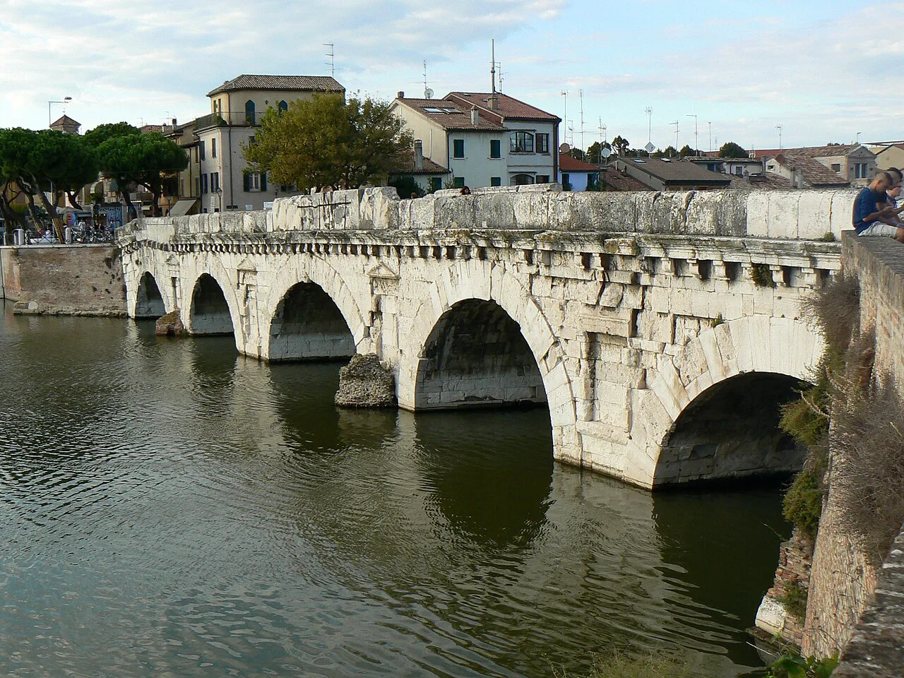 Ponte di Tiberio in Rimini.